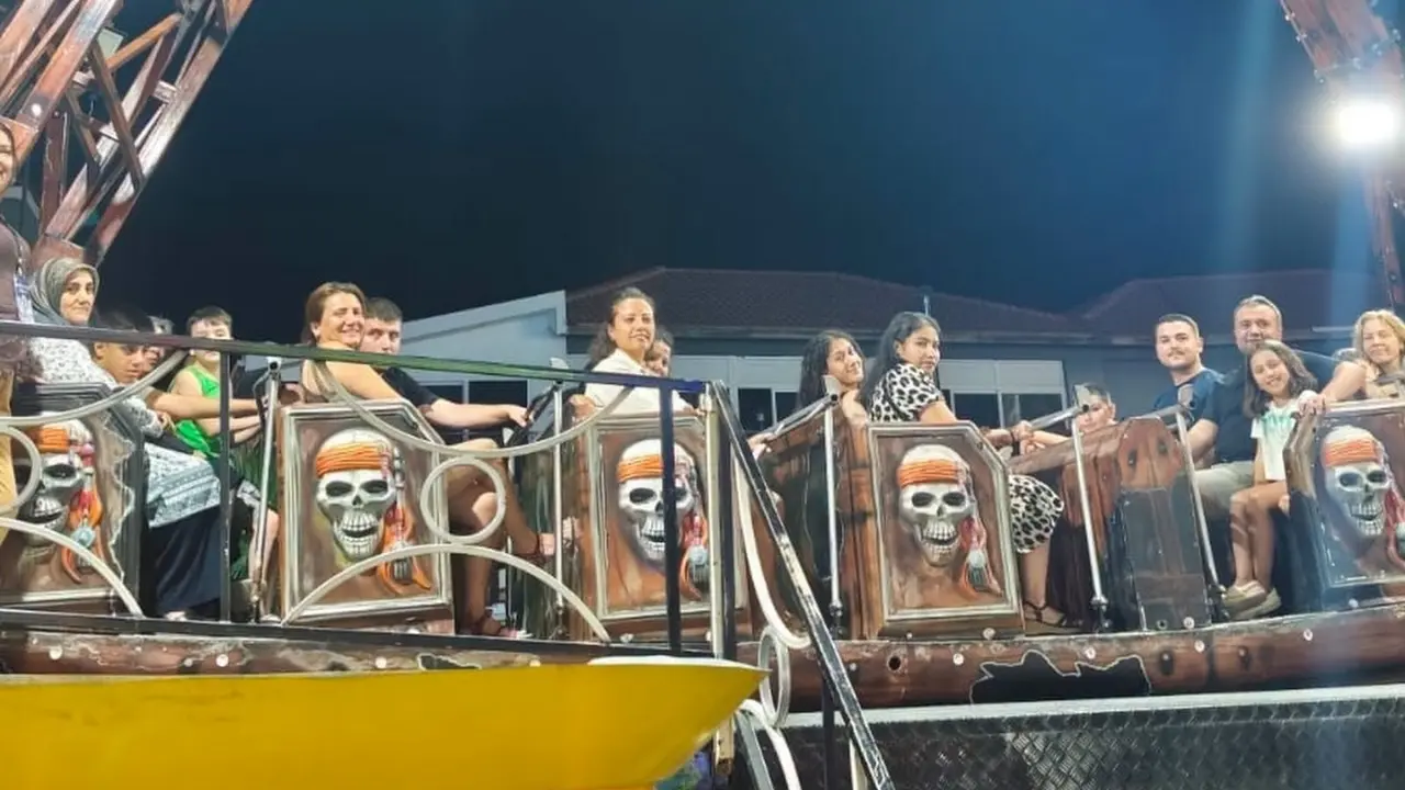 Fethiye Otizm Derneği, özel gereksinimli çocuklar ve aileleri için Hisarönü Aktur Lunapark’ta eğlenceli bir etkinlik düzenledi.