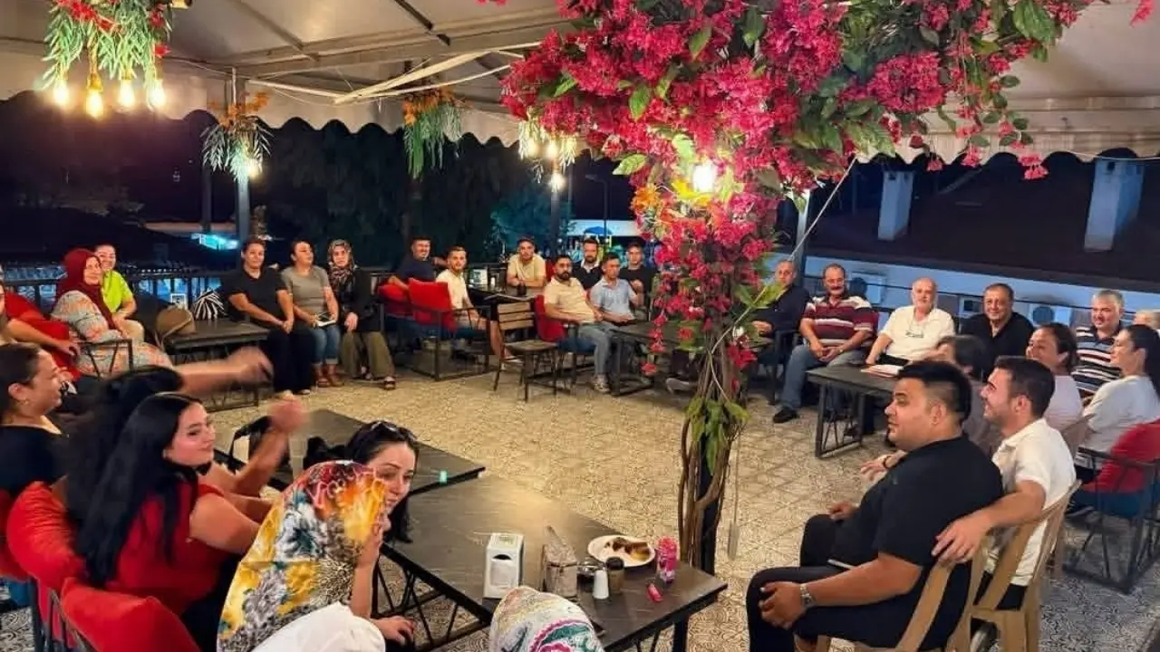 AK Parti Köyceğiz İlçe Başkanı Mehmet İlhan başkanlığında il koordinatörlerinin katılımıyla istişare toplantısı yapıldı.