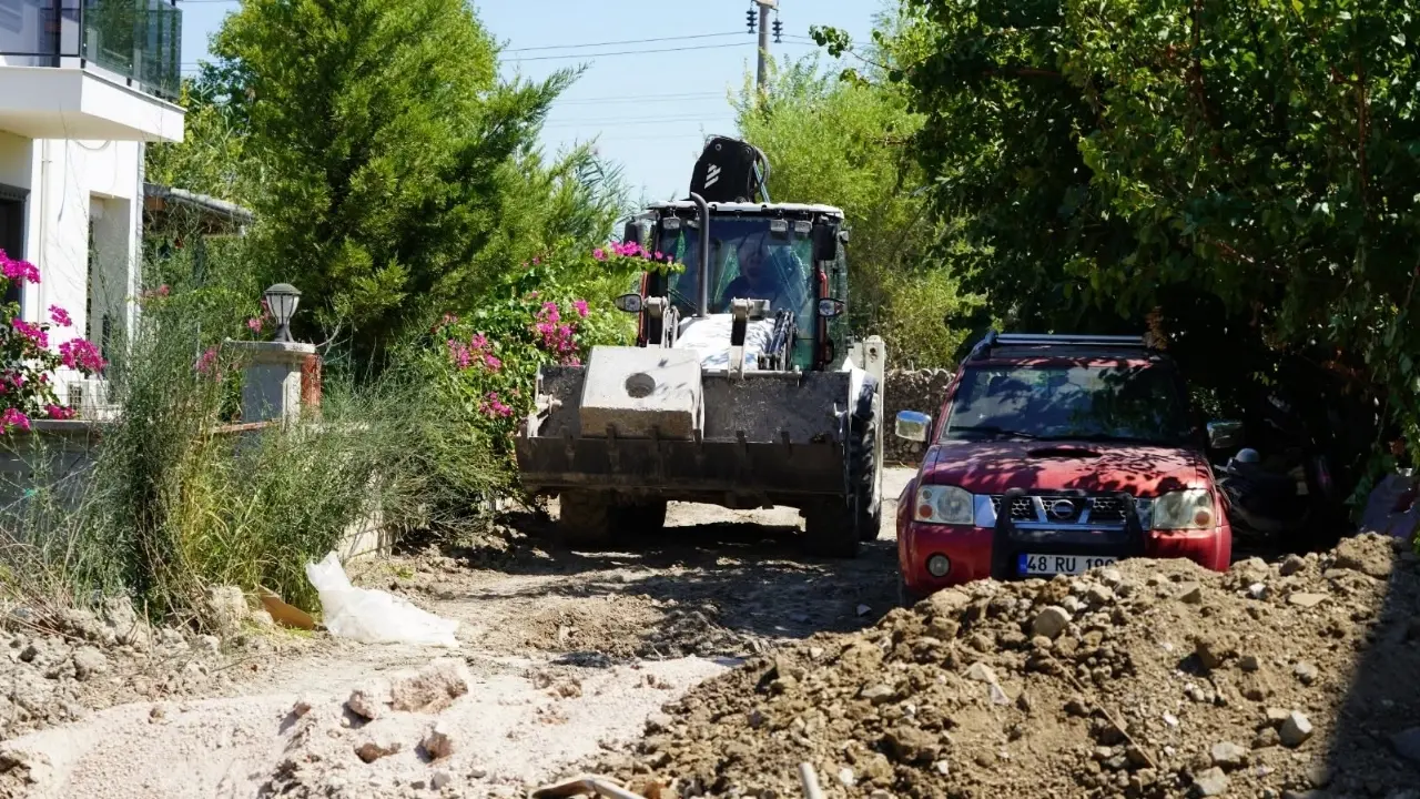 MUSKİ Genel Müdürlüğü, Ortaca'nın Bahçelievler Mahallesi'nde yürüttüğü kanalizasyon çalışmasında sona gelerek 65 konutu hatta bağladı.